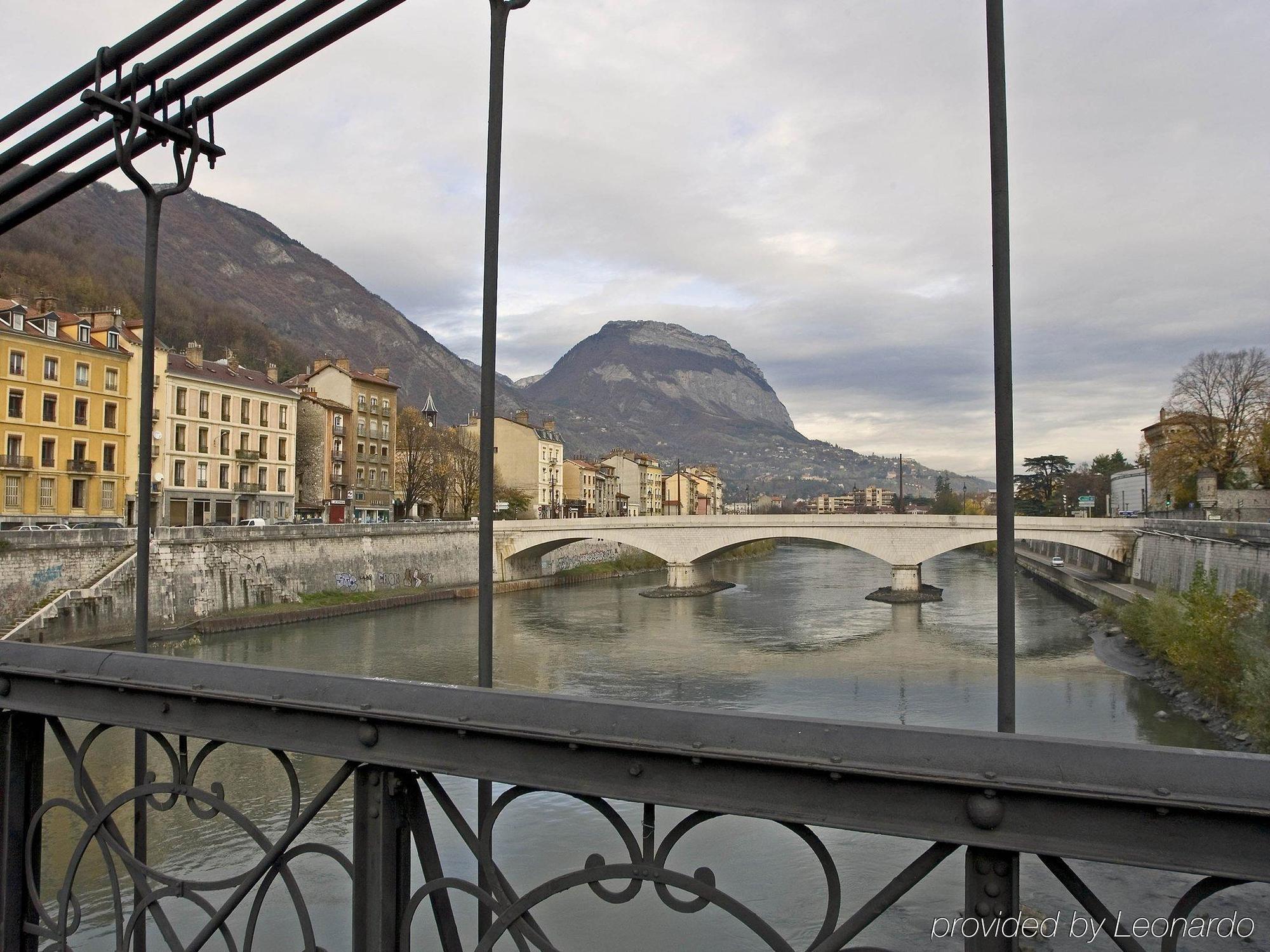 Ibis Grenoble Gare Hotell Exteriör bild