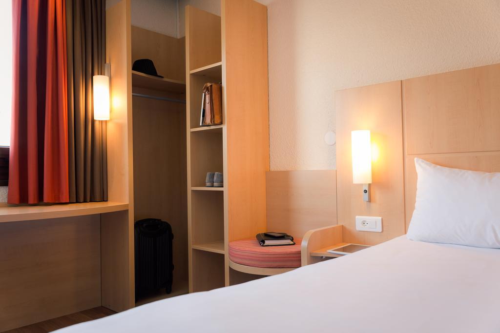 Ibis Grenoble Gare Hotell Exteriör bild