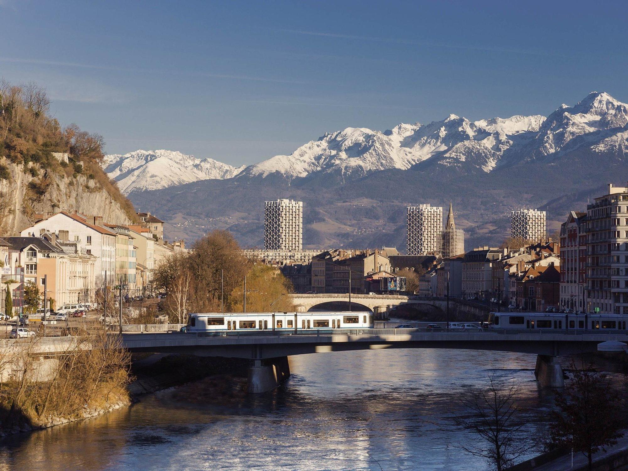 Ibis Grenoble Gare Hotell Exteriör bild